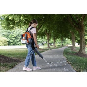 Zabawki - Zabawka 345 BT dmuchawa do baniek mydlanych